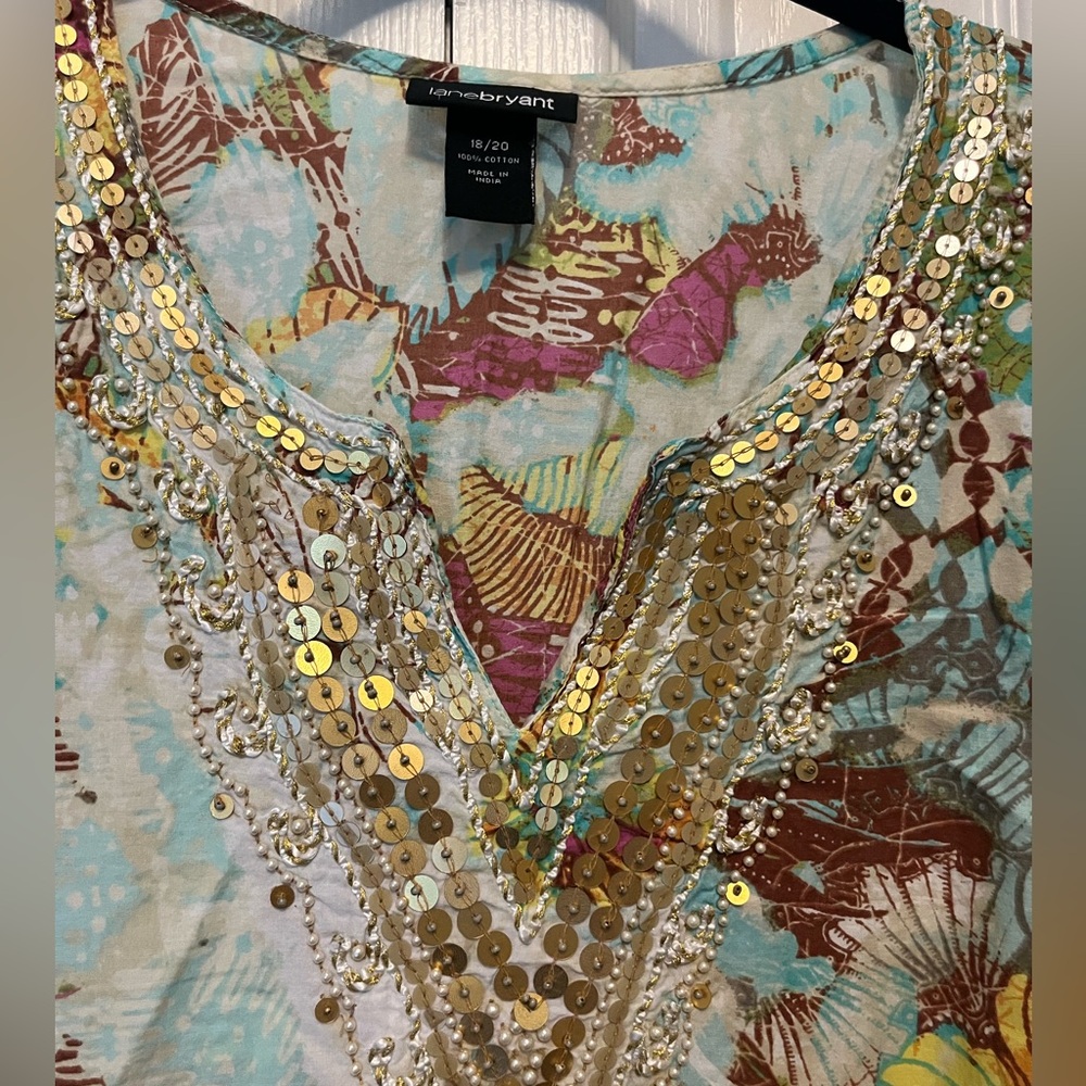 Beaded Lane Bryant floral tunic. Size 18/20 - Picture 3 of 6